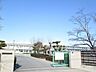 周辺：小学校「岡崎市立六名小学校まで908m」