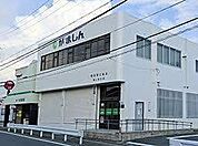 銀行「蒲郡信用金庫鶴ヶ浜支店まで398m」