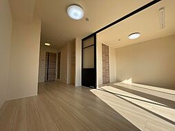 D-square牟呂町 303 3階1LDKのリビング/ダイニング