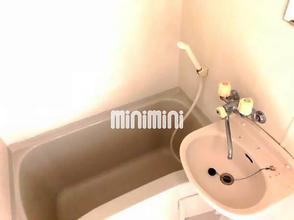 画像5:お風呂です トイレ・バス別！