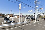 コンビニ「セブンイレブン武豊前田店まで346m」