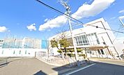 中学校「半田市立乙川中学校まで1765m」