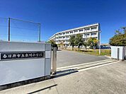 小学校「春日井市立出川小学校まで613m」