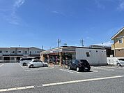 コンビニ「セブンイレブン春日井出川町4丁目店まで522m」