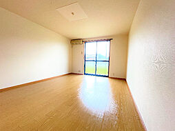 ブライトカメリア 1階1DKのリビング/ダイニング