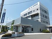 銀行「いちい信用金庫まで290m」
