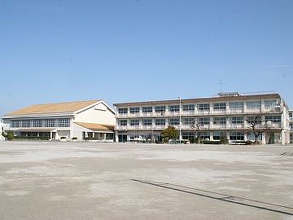 画像29:小学校「市立北河田小学校まで670m」