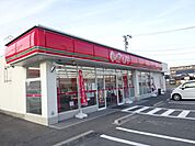 コンビニ「ファミリーマート津島寺前町店まで1200m」