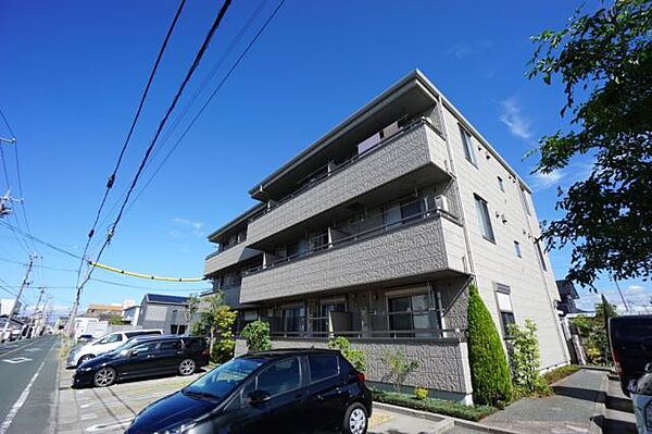 リオーネ21 ｜愛知県豊川市川花町２丁目(賃貸マンション1K・1階・39.95㎡)の写真 その1