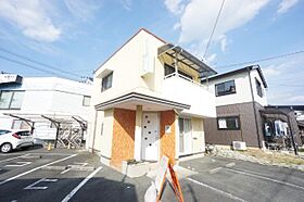 癒しの森  ｜ 愛知県豊川市小坂井町大堀（賃貸アパート1DK・2階・31.69㎡） その1