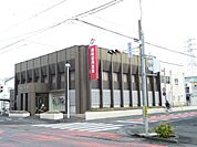 銀行「岡崎信用金庫まで460m」