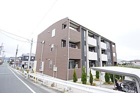 ポートクルーズＴＹＭ  ｜ 愛知県豊川市小田渕町２丁目（賃貸アパート2LDK・3階・61.59㎡） その1