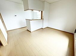 グラン　パレ 2階2DKのリビング/ダイニング