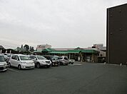スーパー「Aコープまで240m」