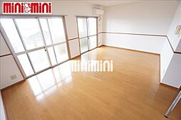 グランシャリオ 3階1LDKのリビング/ダイニング