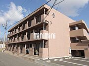 3階建ての光対応マンションです