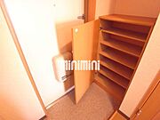 下駄箱で靴の収納に困りません