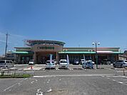 スーパー「平和堂まで1700m」