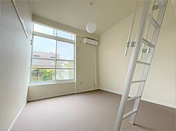 ヴィラツインＭII 102 1階1Kのリビング/ダイニング