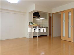 ベルヴィルVI 2階1LDKのリビング/ダイニング