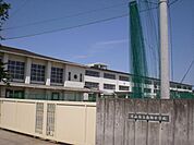 中学校「犬山市立南部中学校まで1390m」