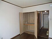 奥行きのある収納