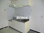 広々キッチンでお料理も楽しくなりますね。