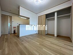 リノア 寿 203 1階1LDKのリビング/ダイニング