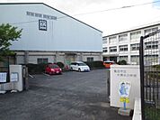 小学校「市立小清水小学校まで930m」