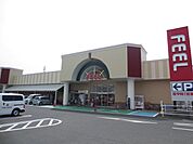 スーパー「フィールまで760m」