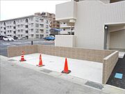 敷地内にゴミ出し場があります