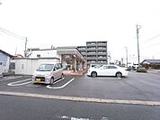 コンビニ「セブンイレブンまで110m」