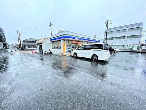 画像6:コンビニ「ローソン小牧原駅前店まで462m」