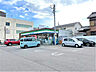 周辺：コンビニ「ファミリーマート小牧中央三丁目店まで263m」