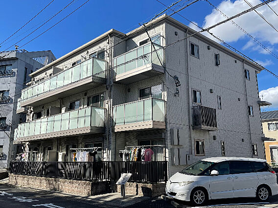 モーネ_トップ画像