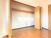 写真は別号室です