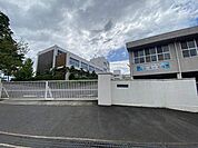 中学校「東海市立富木島中学校まで1569m」