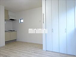 ＦａｉｒｙII 1階ワンルームのリビング/ダイニング