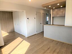 ＳＥＡ　ＳＩＤＥ Ｅ