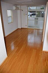 ジュネス早川　II 1階1LDKのリビング/ダイニング