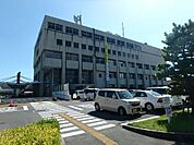 役所「常滑市役所まで340m」