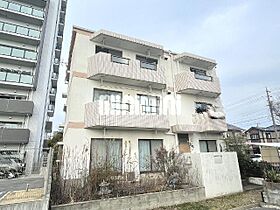 プラザ3  ｜ 愛知県岩倉市下本町下市場（賃貸マンション1R・3階・19.85㎡） その1