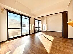 メーティス 2階3LDKのリビング/ダイニング