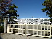 小学校「市立岩倉南小学校まで420m」