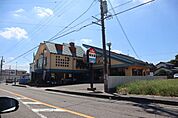 飲食店「喫茶亜朱羅まで670m」