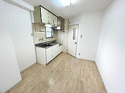 レインボー共和 2階3DKのリビング/ダイニング