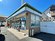コンビニ「ファミリーマート豊明新栄町店まで439m」