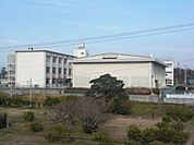 小学校「豊明市立豊明小学校まで592m」