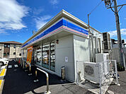コンビニ「ローソン緑区桶狭間北二丁目店まで564m」
