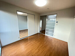 ＡＭＴＹ原山台　Ａ棟 2階3DKのリビング/ダイニング